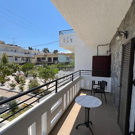 Zourpos Studios & Apartments Kalyves Bagian luar foto